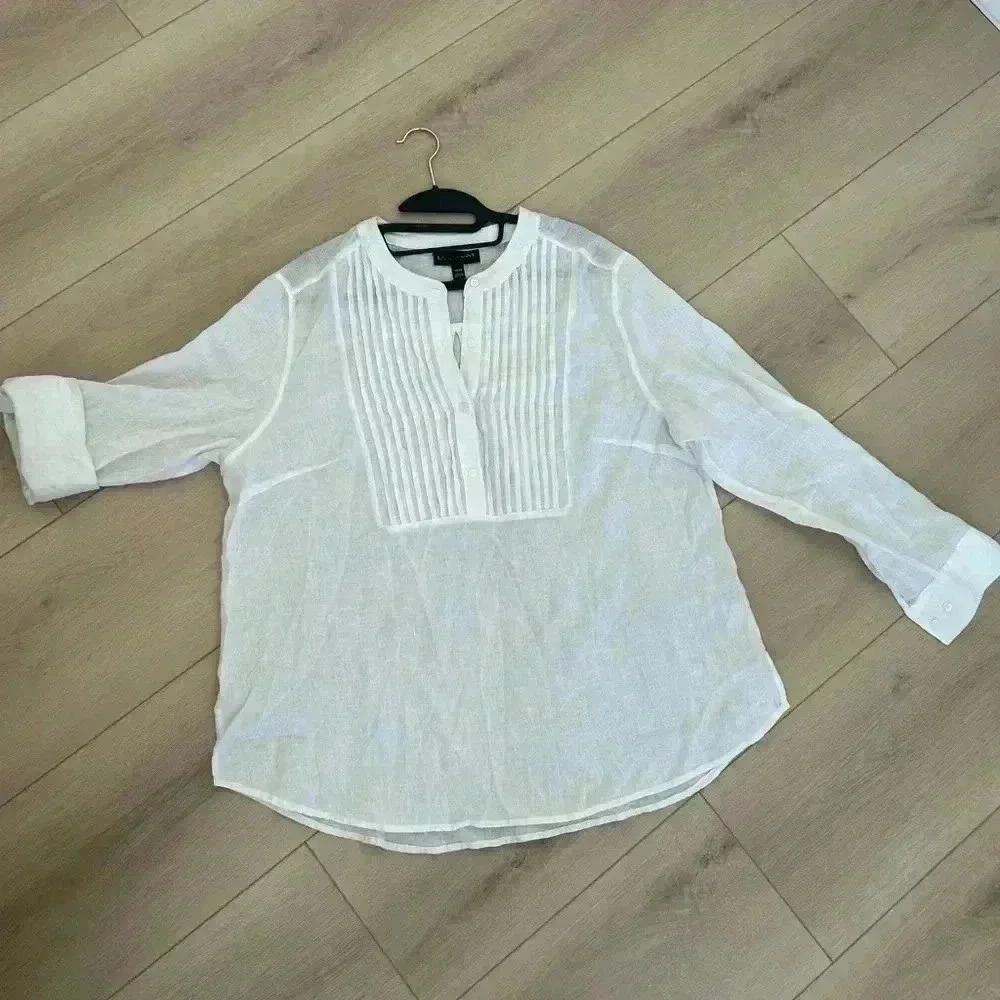 Lane Bryant linen blend white pintuck chambray blouse sz 14 - 16